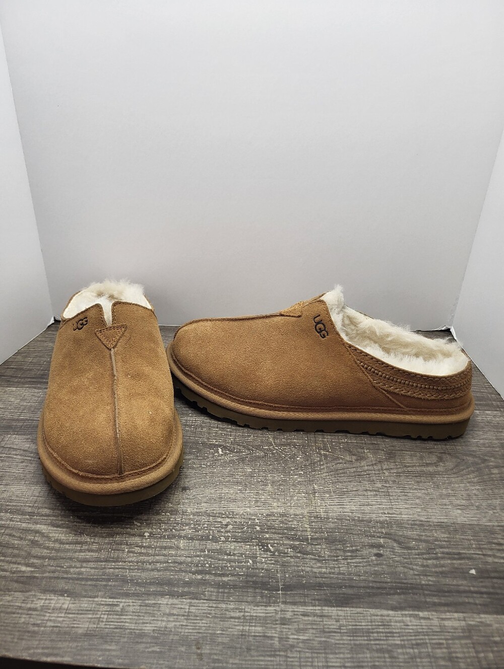 UGG Men's Neuman Slip-On Suede Shearling Lined Slippers Brown Size 11